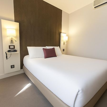 Hotel Albert Elisabeth Gare Sncf แคลร์มงต์-แฟร์รองด์ ภายนอก รูปภาพ